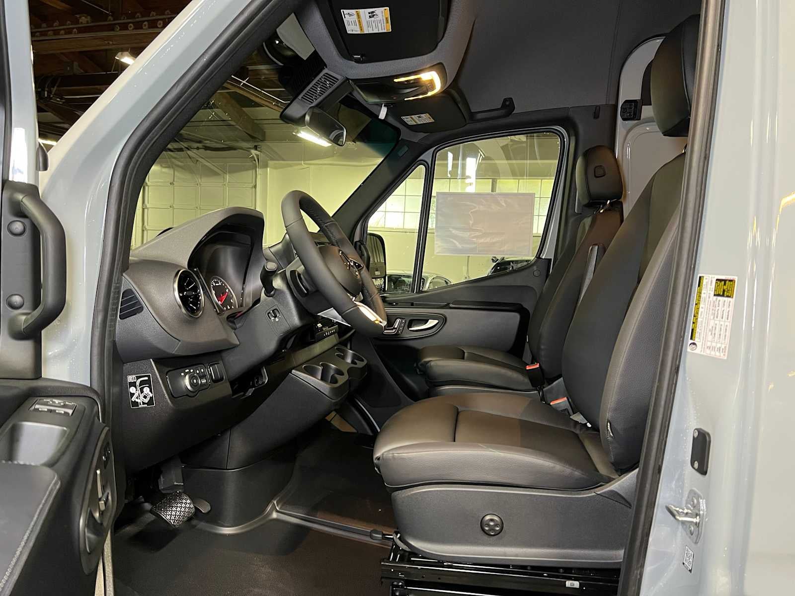 2026 Mercedes-Benz Sprinter 2500 Standard Roof I4 Diesel HO 144" AWD