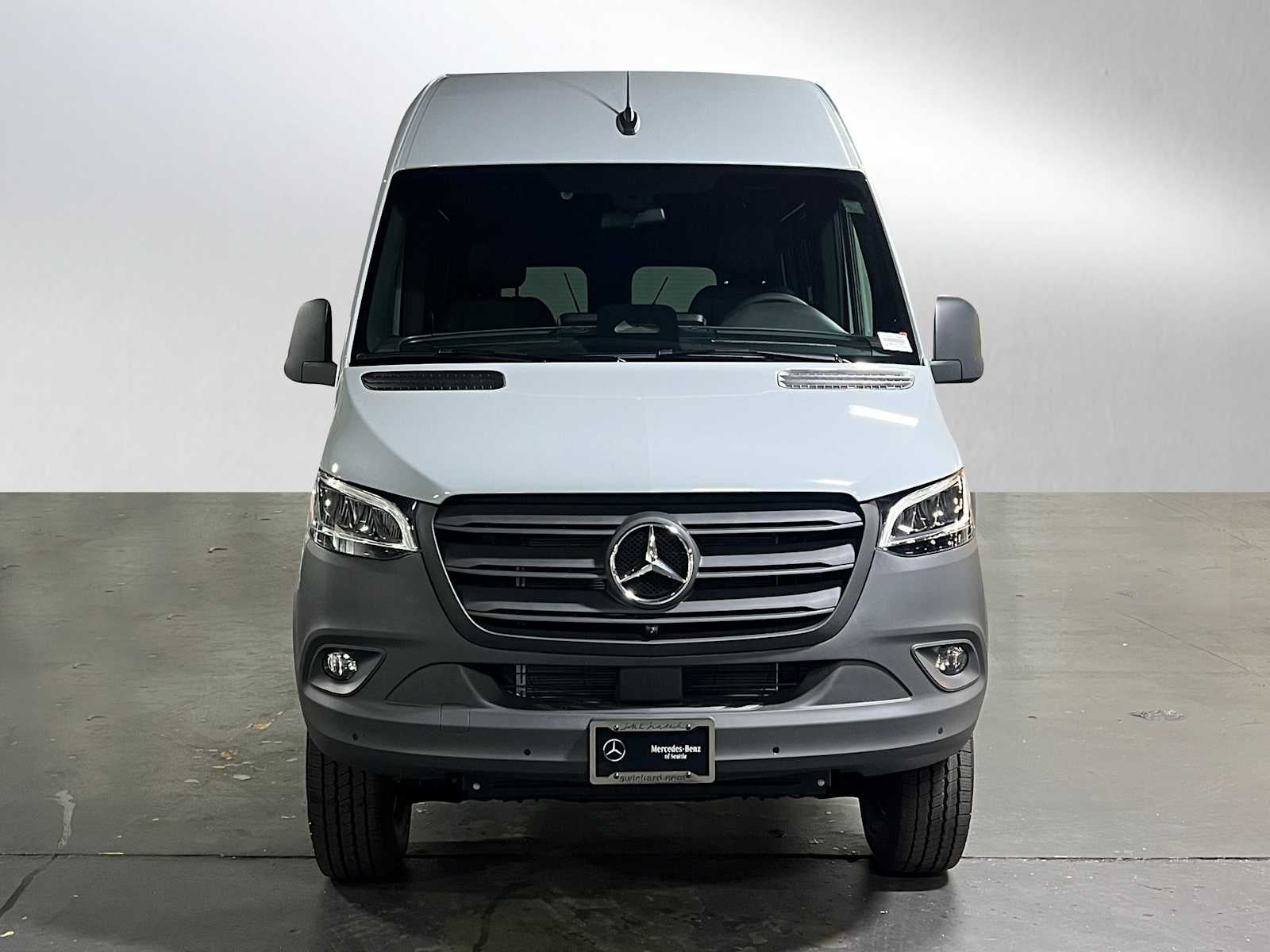 2026 Mercedes-Benz Sprinter 2500 Standard Roof I4 Diesel HO 144" AWD