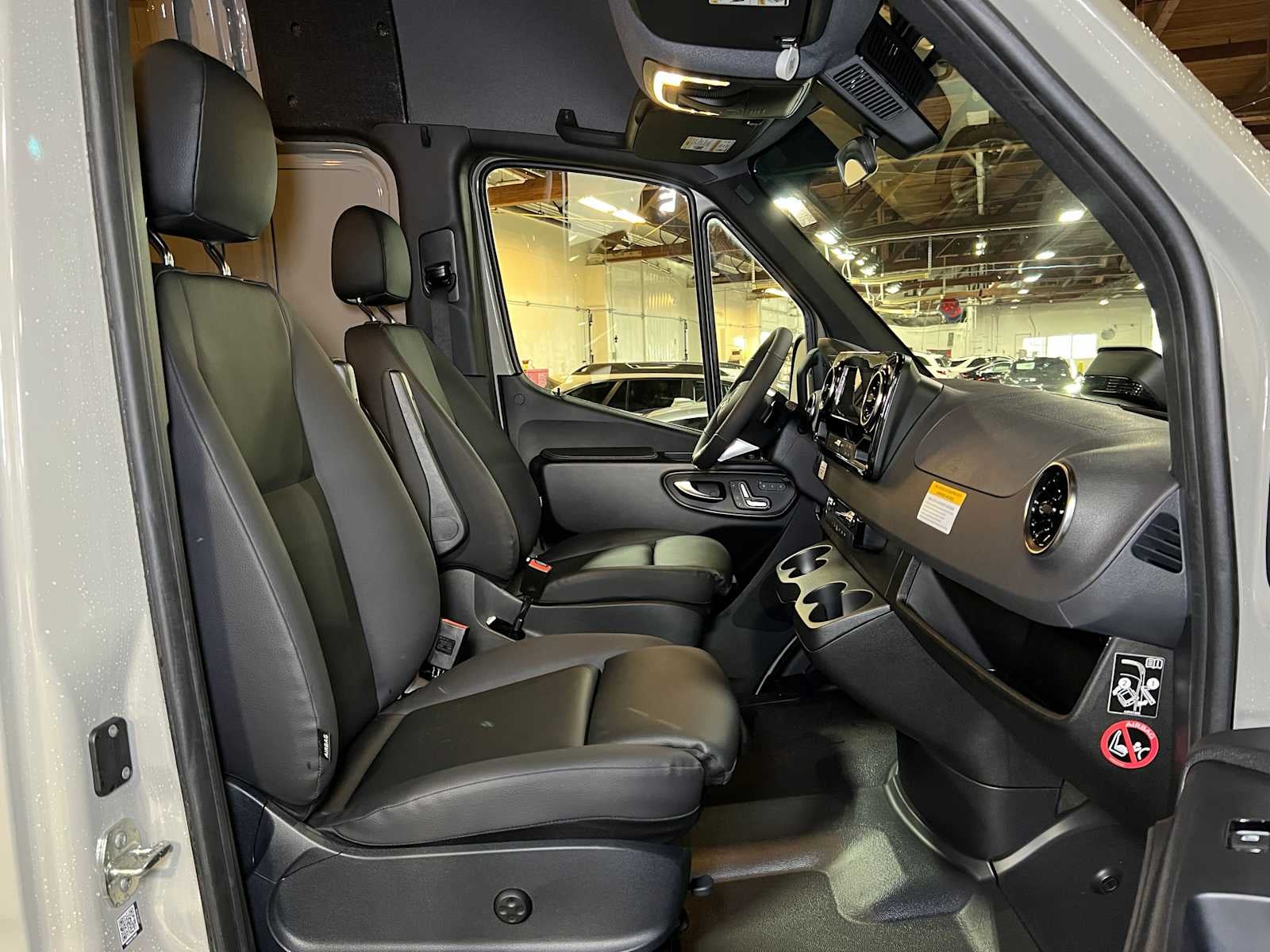 2026 Mercedes-Benz Sprinter 2500 Standard Roof I4 Diesel HO 144" AWD