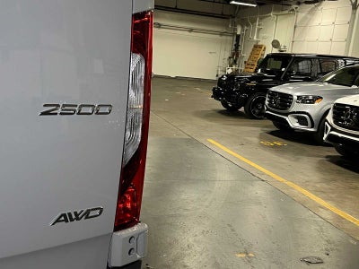 2026 Mercedes-Benz Sprinter 2500 Standard Roof I4 Diesel HO 144" AWD