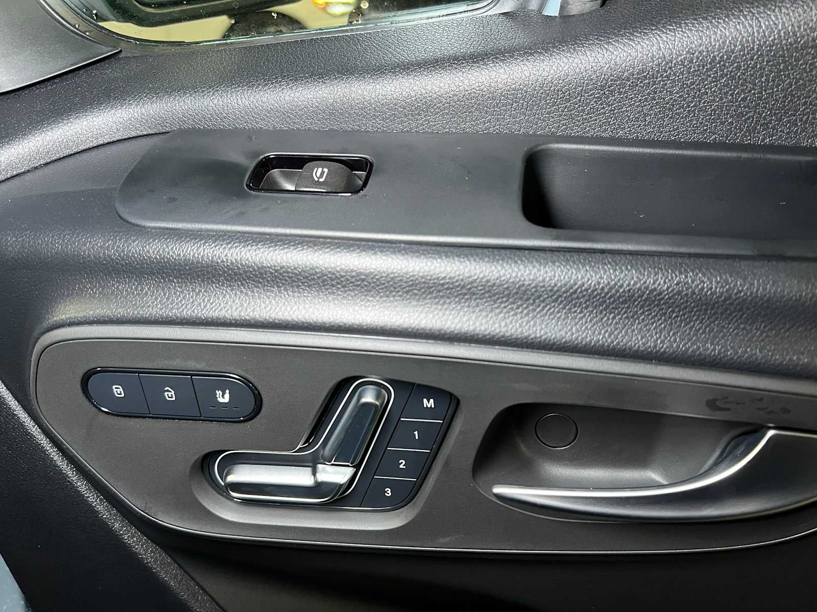 2026 Mercedes-Benz Sprinter 2500 Standard Roof I4 Diesel HO 144" AWD