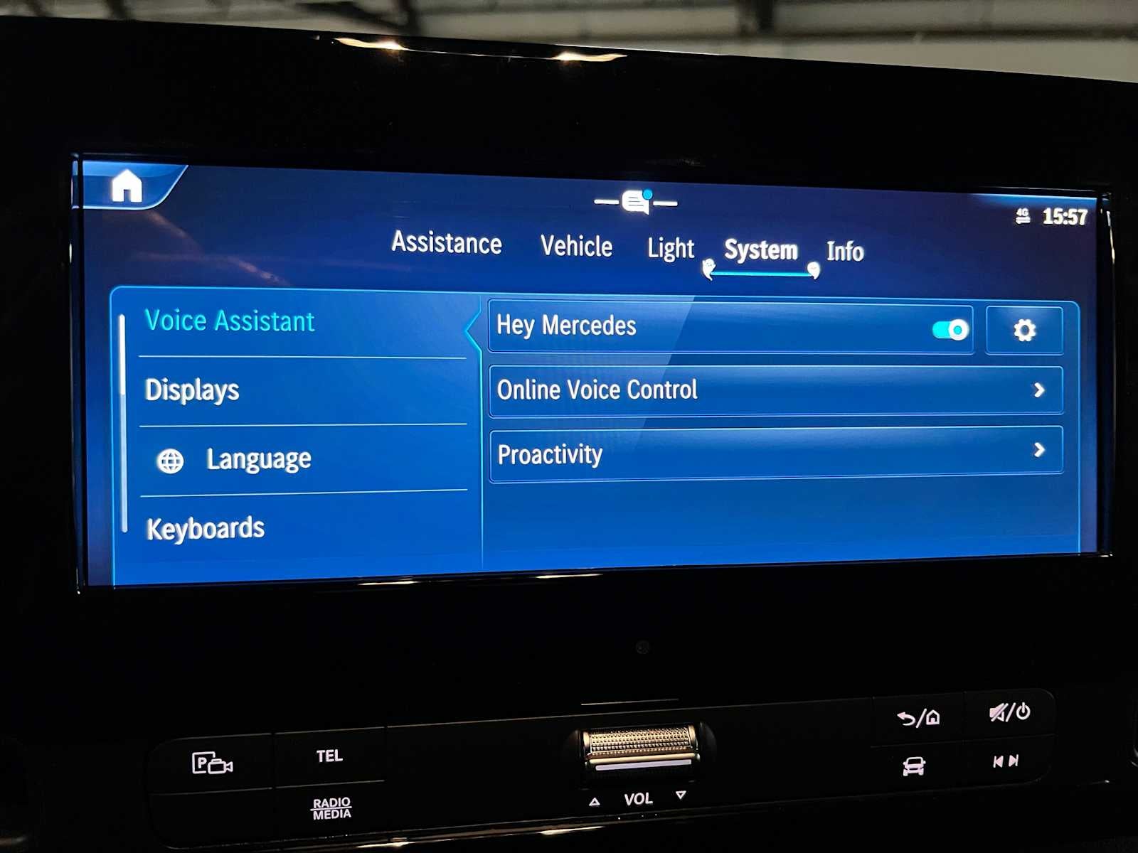 2026 Mercedes-Benz Sprinter 2500 Standard Roof I4 Diesel HO 144" AWD