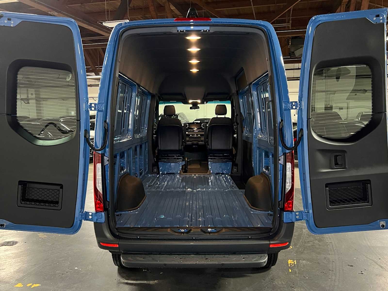 2026 Mercedes-Benz Sprinter 2500 Standard Roof I4 Diesel HO 144" AWD