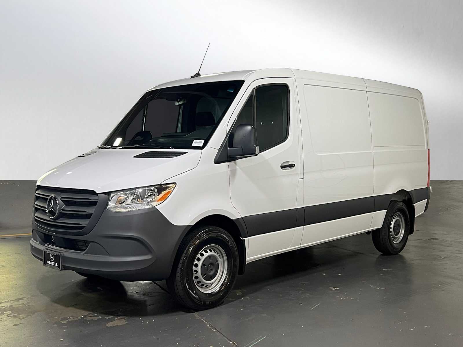 2025 Mercedes-Benz Sprinter 2500 Standard Roof I4 Diesel 144" RWD