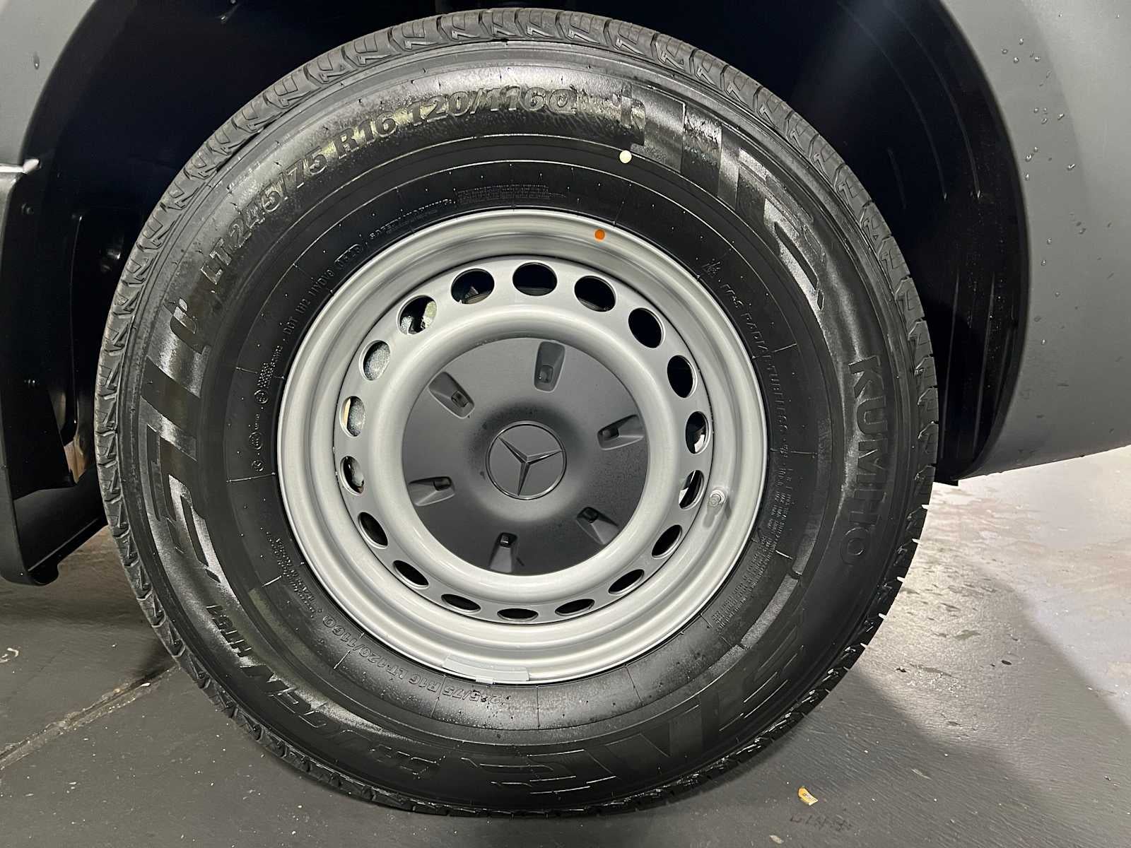 2025 Mercedes-Benz Sprinter 2500 Standard Roof I4 Diesel 144" RWD