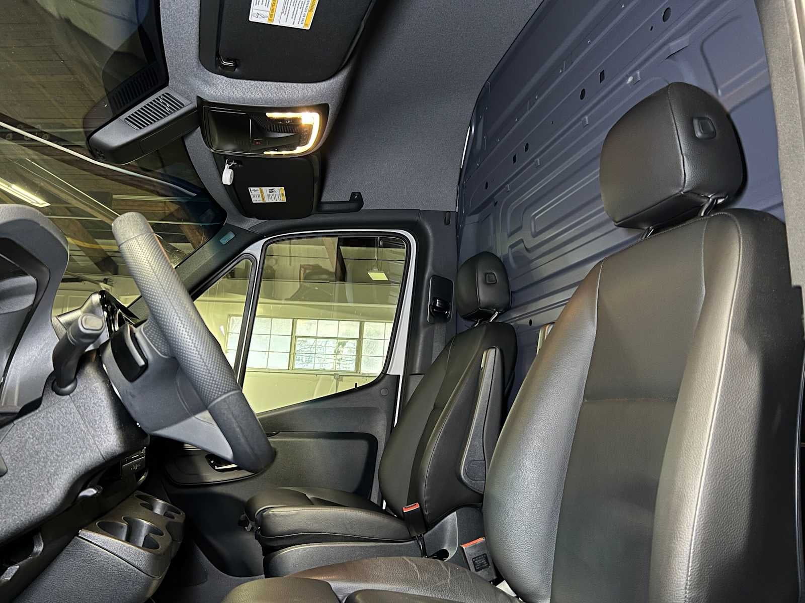 2025 Mercedes-Benz Sprinter 2500 Standard Roof I4 Diesel 144" RWD