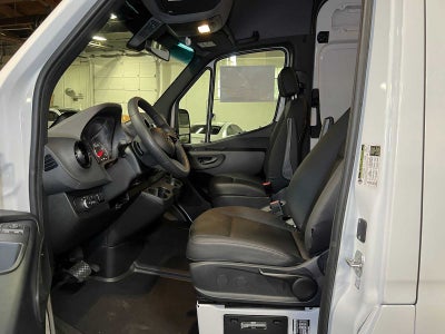 2025 Mercedes-Benz Sprinter 2500 Standard Roof I4 Diesel 144" RWD