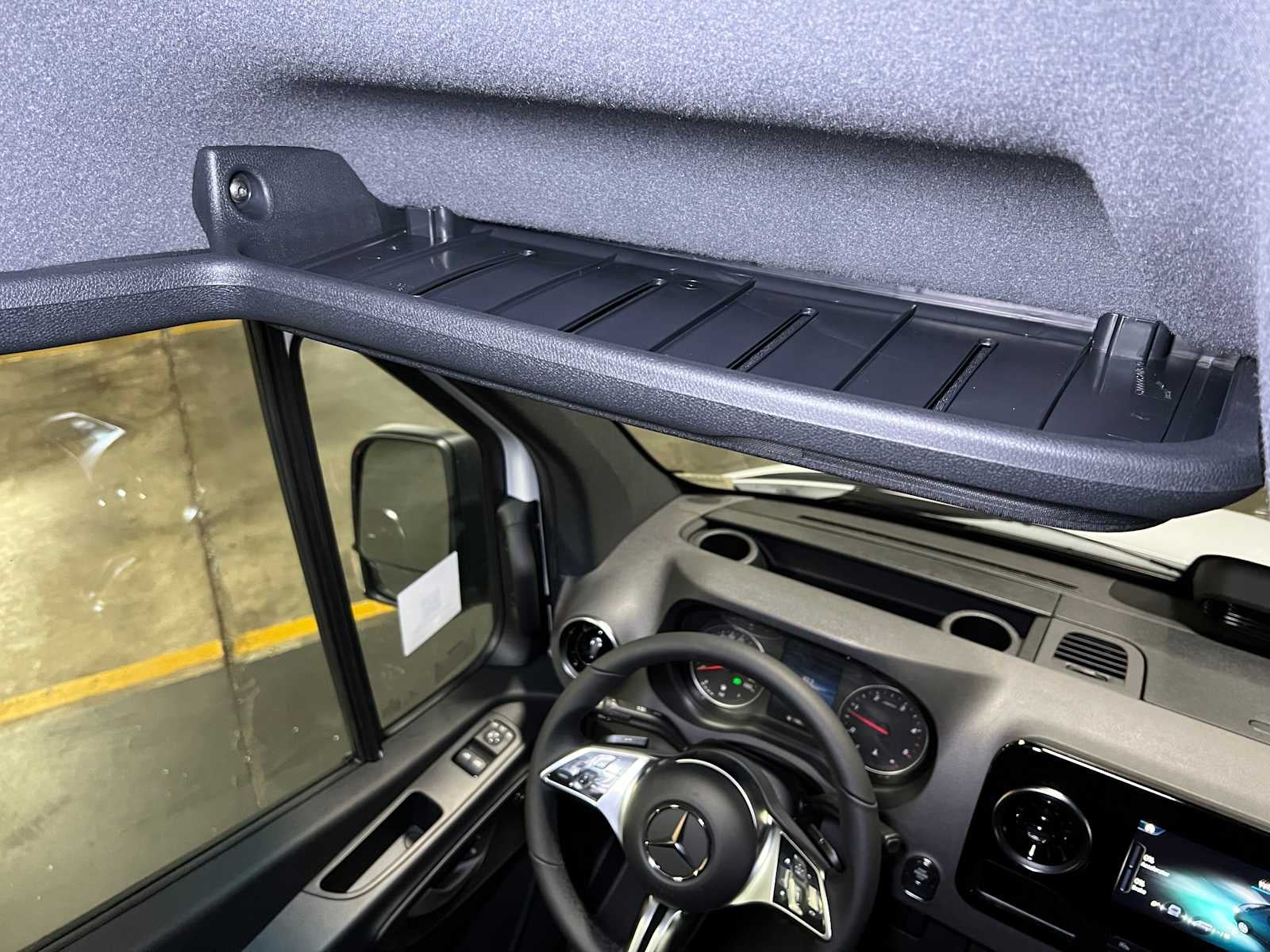 2025 Mercedes-Benz Sprinter 2500 Standard Roof I4 Diesel 144" RWD