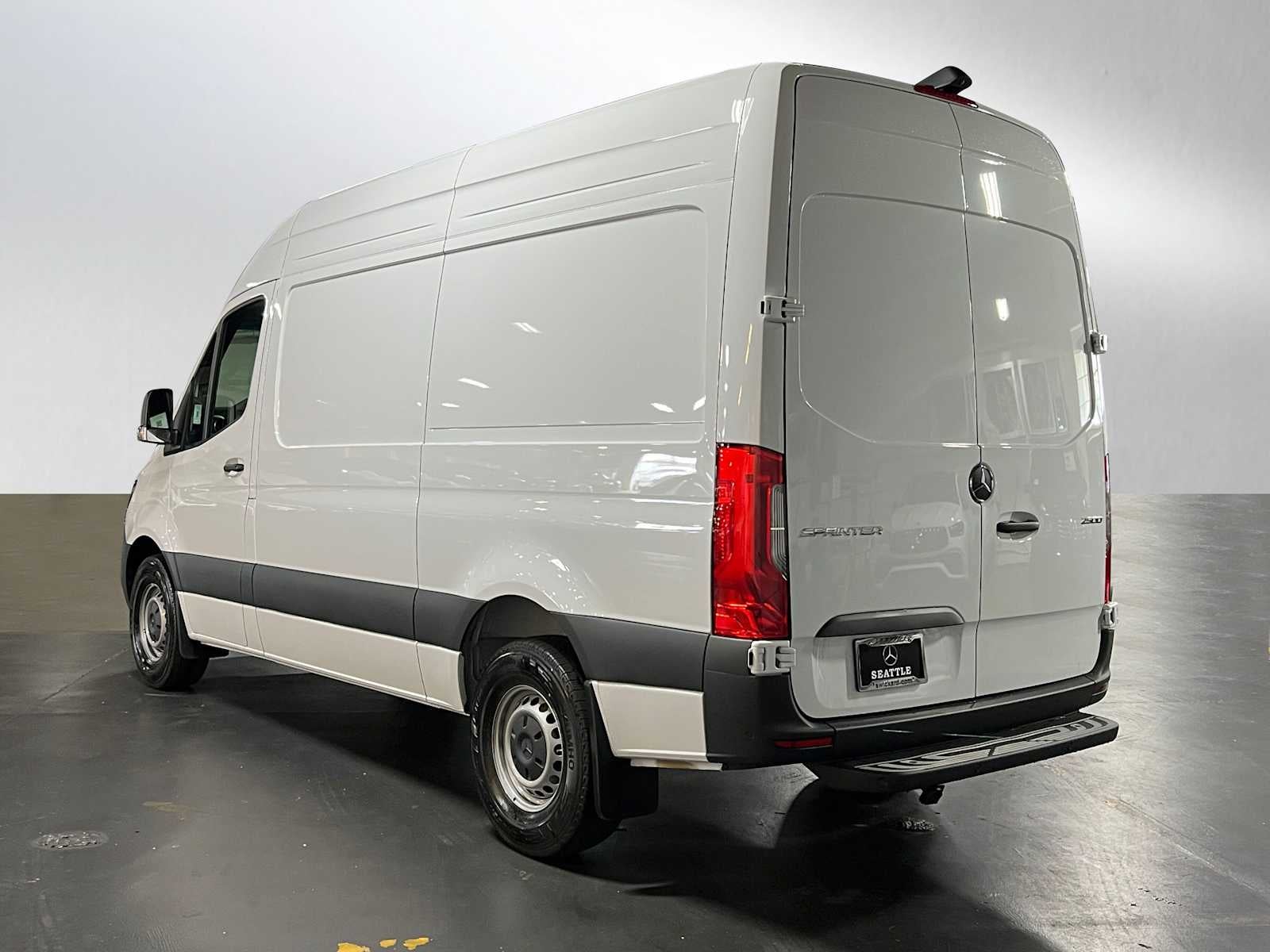 2025 Mercedes-Benz Sprinter 2500 Standard Roof I4 Diesel 144" RWD