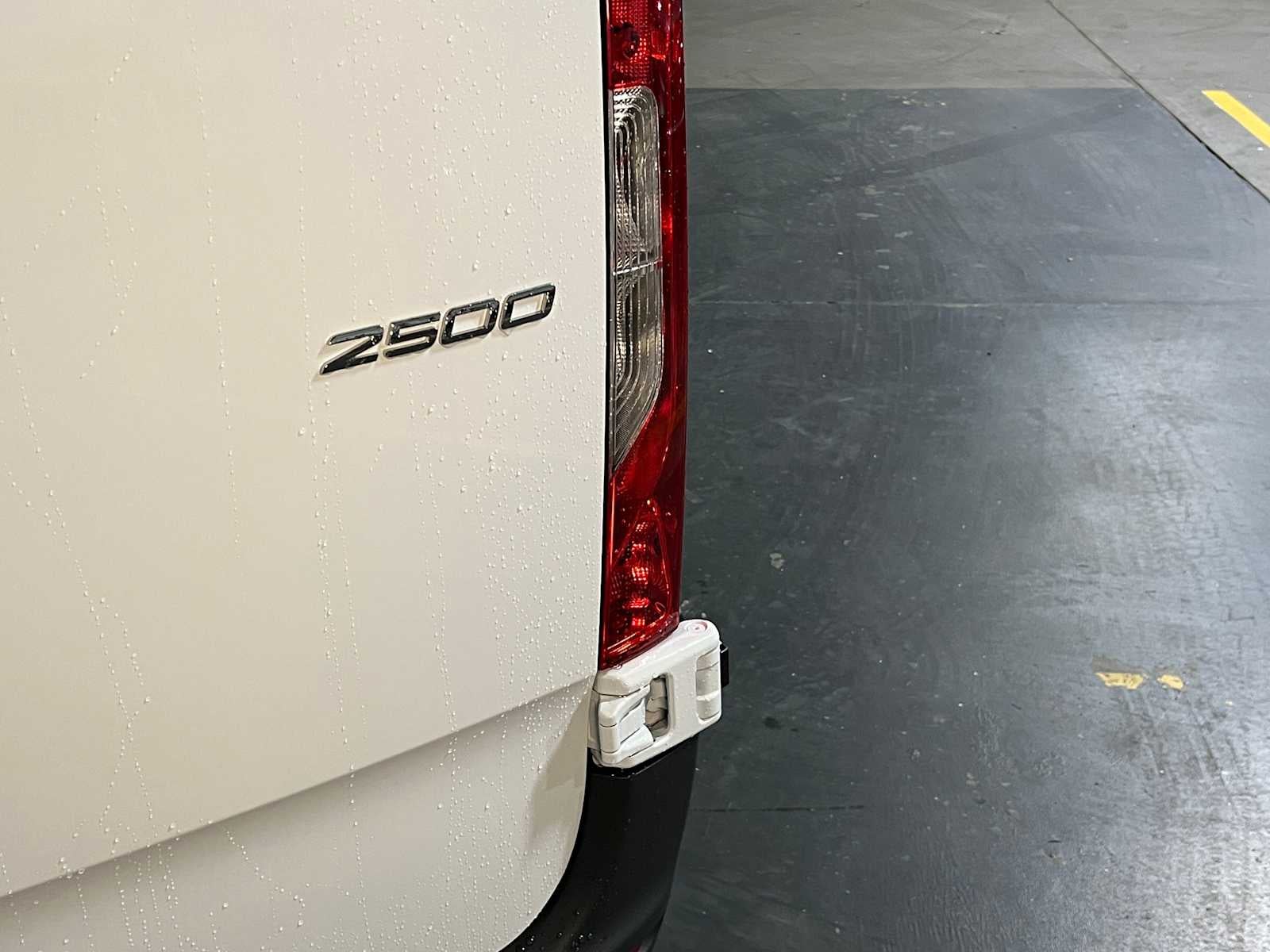 2026 Mercedes-Benz Sprinter 2500 Standard Roof I4 Diesel 144" RWD