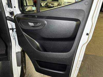 2025 Mercedes-Benz Sprinter 2500 Standard Roof I4 Diesel 144" RWD