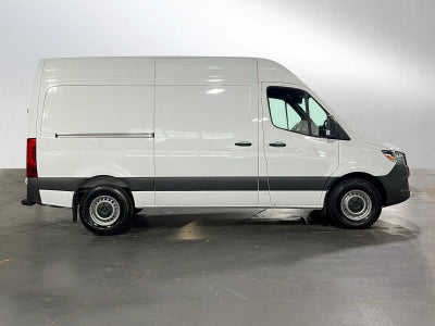 2025 Mercedes-Benz Sprinter 2500 Standard Roof I4 Diesel 144" RWD
