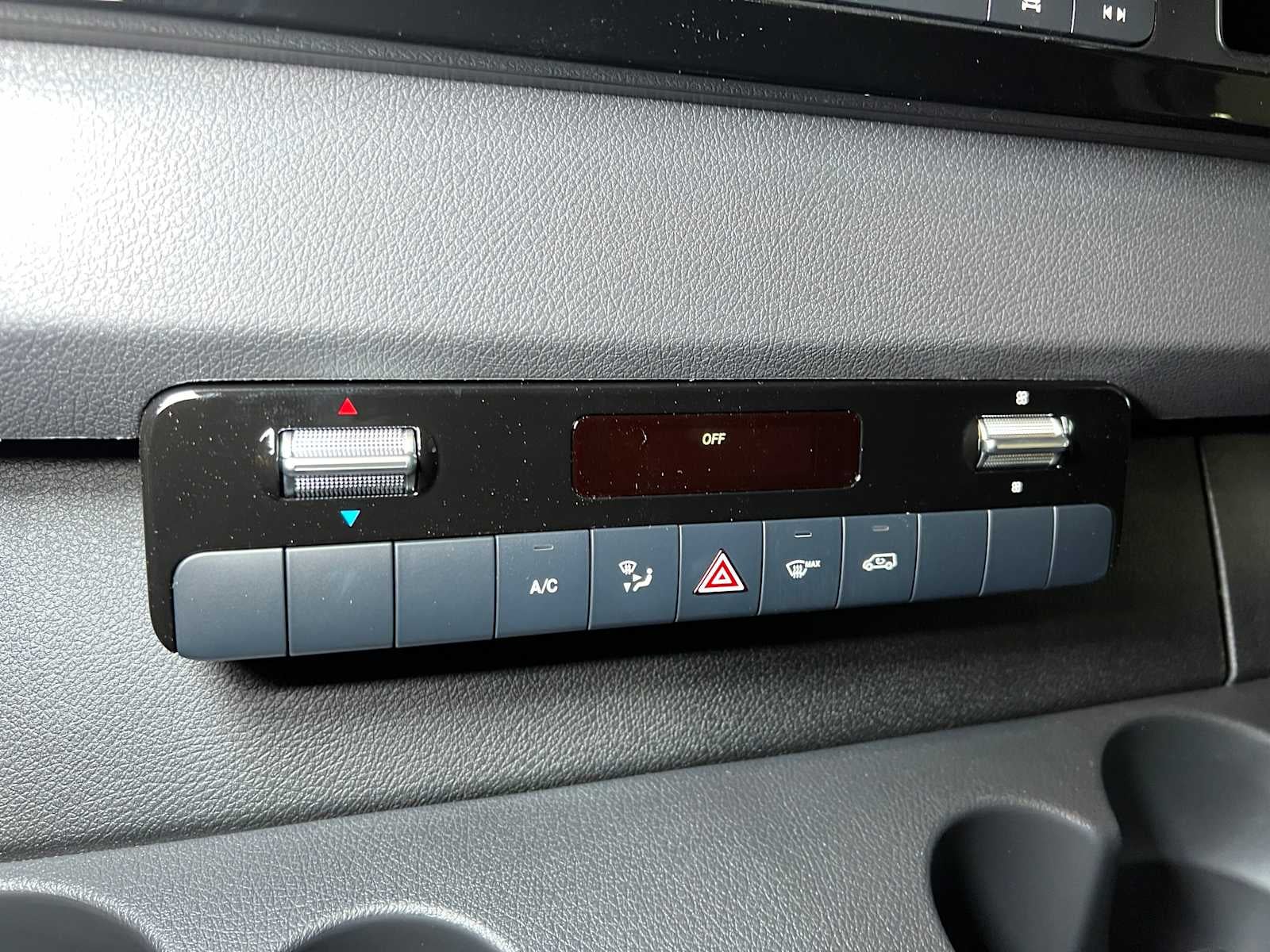 2025 Mercedes-Benz Sprinter 2500 Standard Roof I4 Diesel 144" RWD