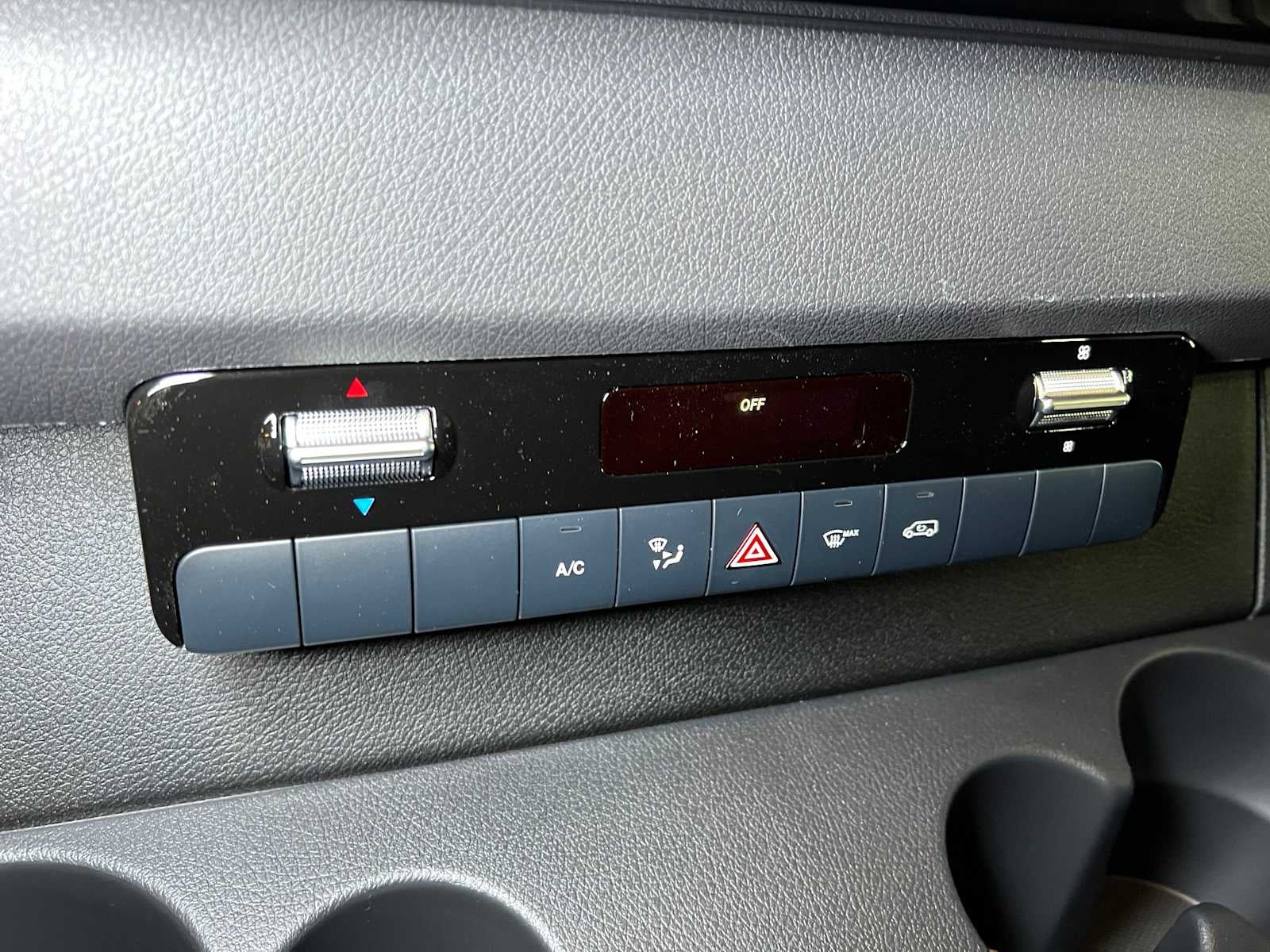 2025 Mercedes-Benz Sprinter 2500 Standard Roof I4 Diesel 144" RWD