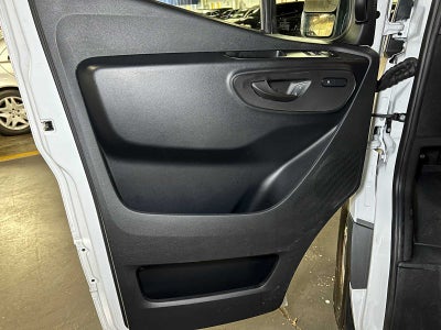 2025 Mercedes-Benz Sprinter 2500 Standard Roof I4 Diesel 144" RWD