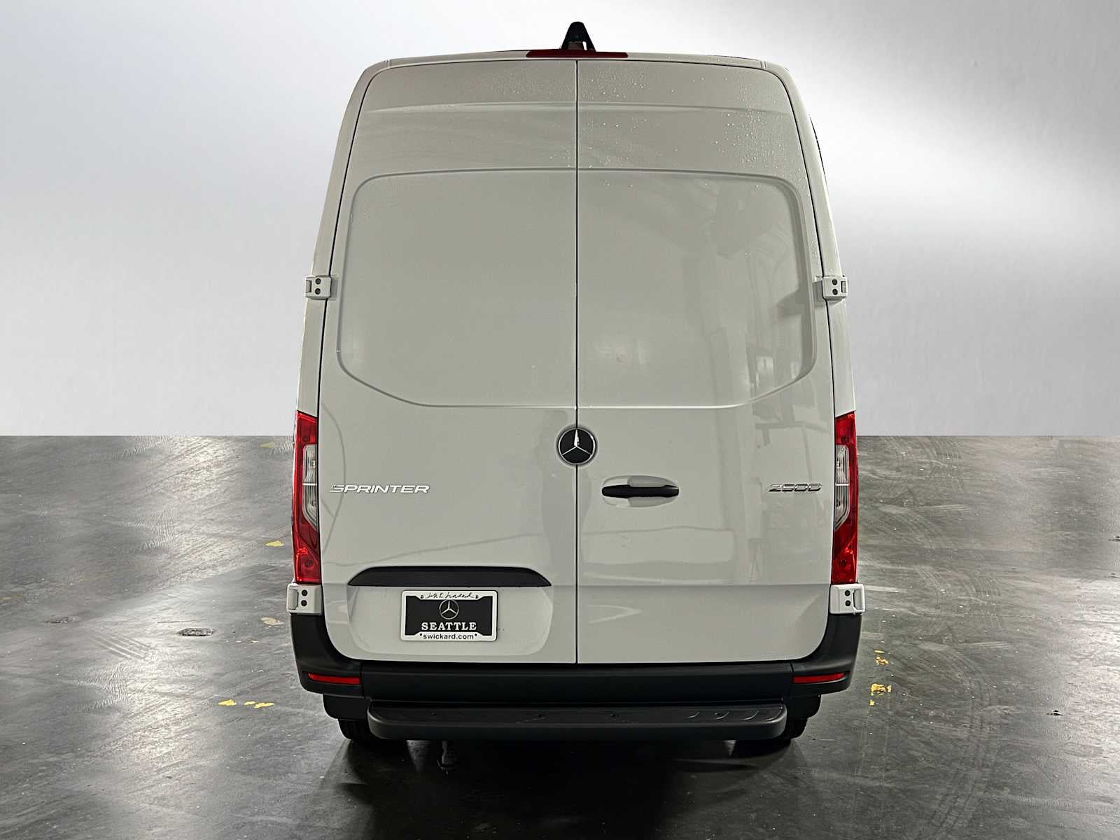 2025 Mercedes-Benz Sprinter 2500 Standard Roof I4 Diesel 144" RWD