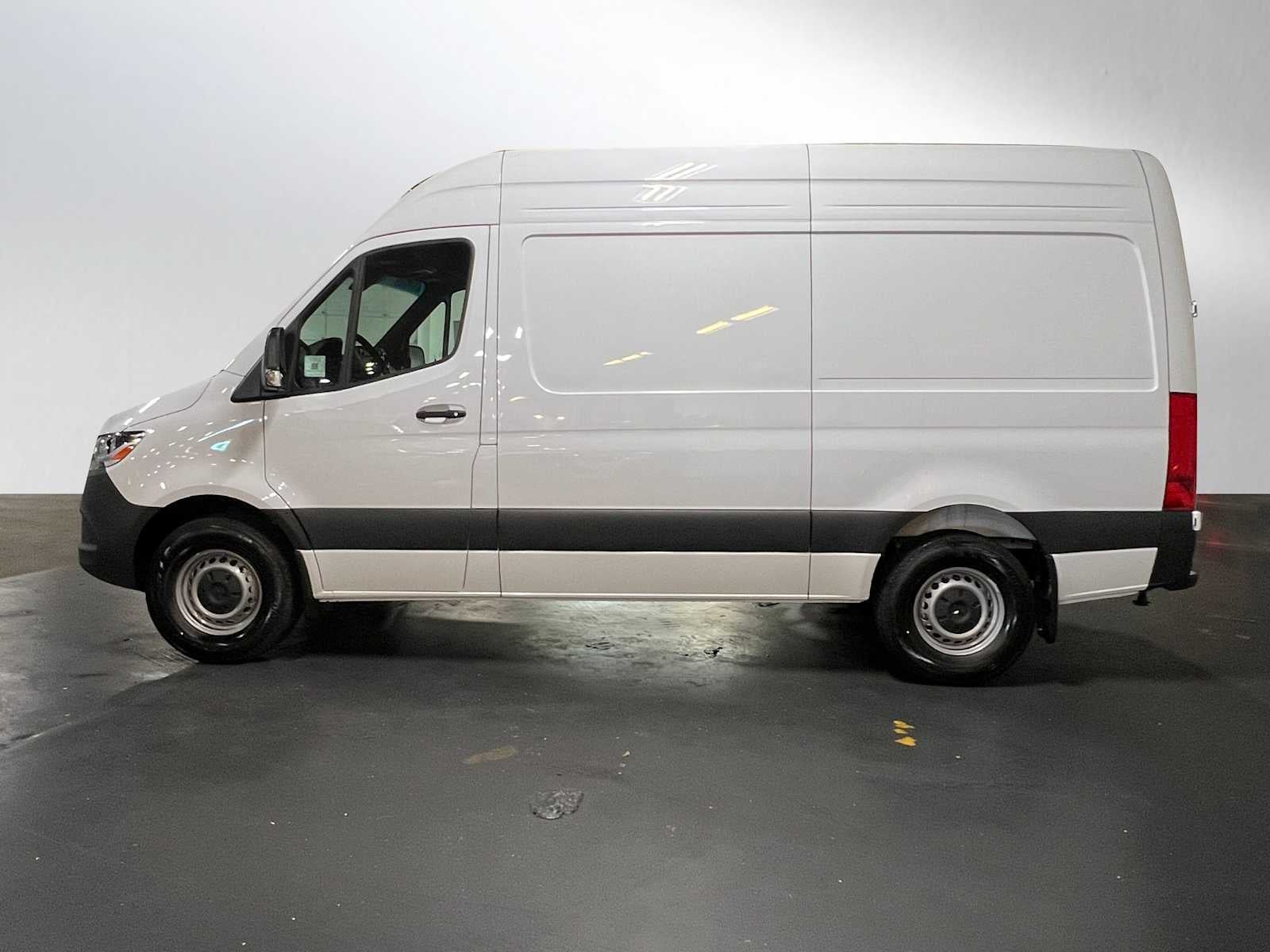 2025 Mercedes-Benz Sprinter 2500 Standard Roof I4 Diesel 144" RWD