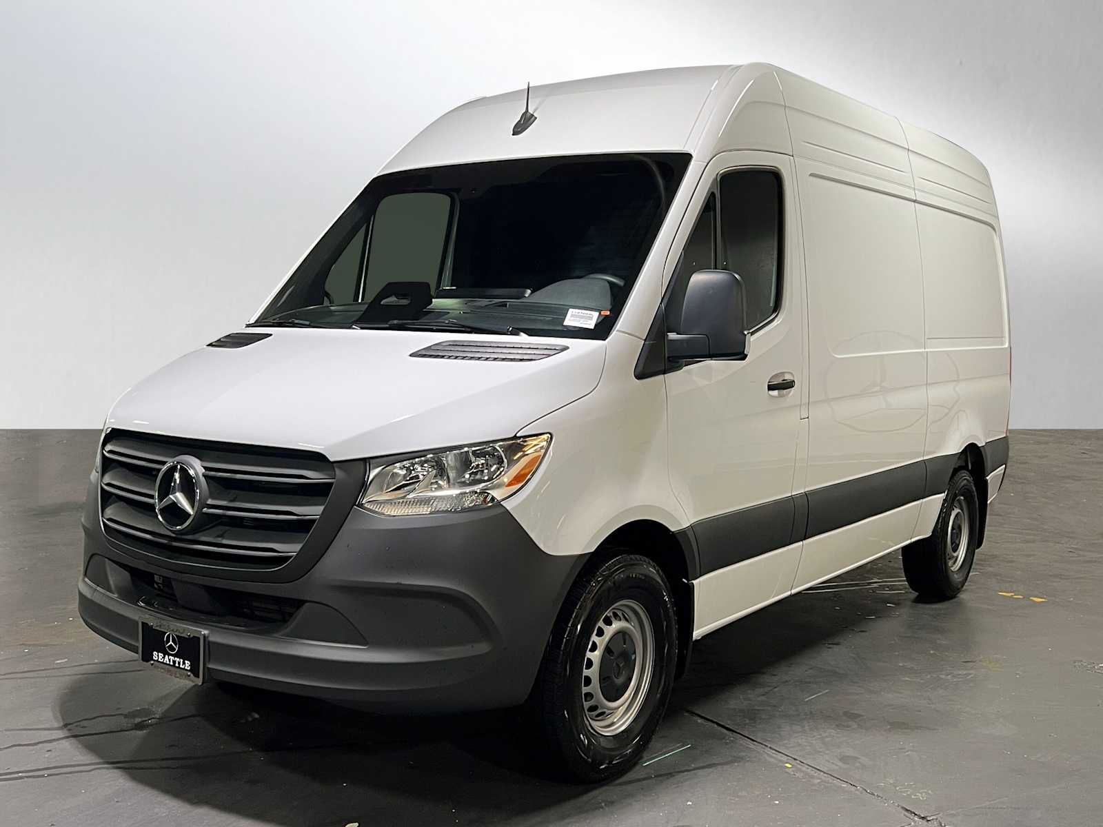 2025 Mercedes-Benz Sprinter 2500 Standard Roof I4 Diesel 144" RWD