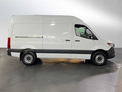 2025 Mercedes-Benz Sprinter 2500 Standard Roof I4 Diesel 144" RWD