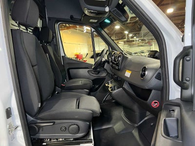 2025 Mercedes-Benz Sprinter 2500 Standard Roof I4 Diesel 144" RWD