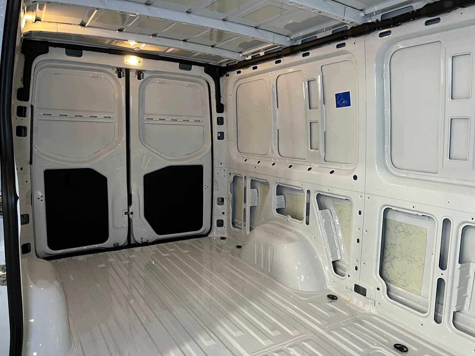 2025 Mercedes-Benz Sprinter 2500 Standard Roof I4 Diesel 144" RWD