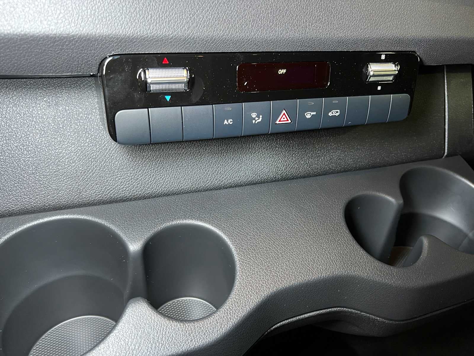 2025 Mercedes-Benz Sprinter 2500 Standard Roof I4 Diesel 144" RWD