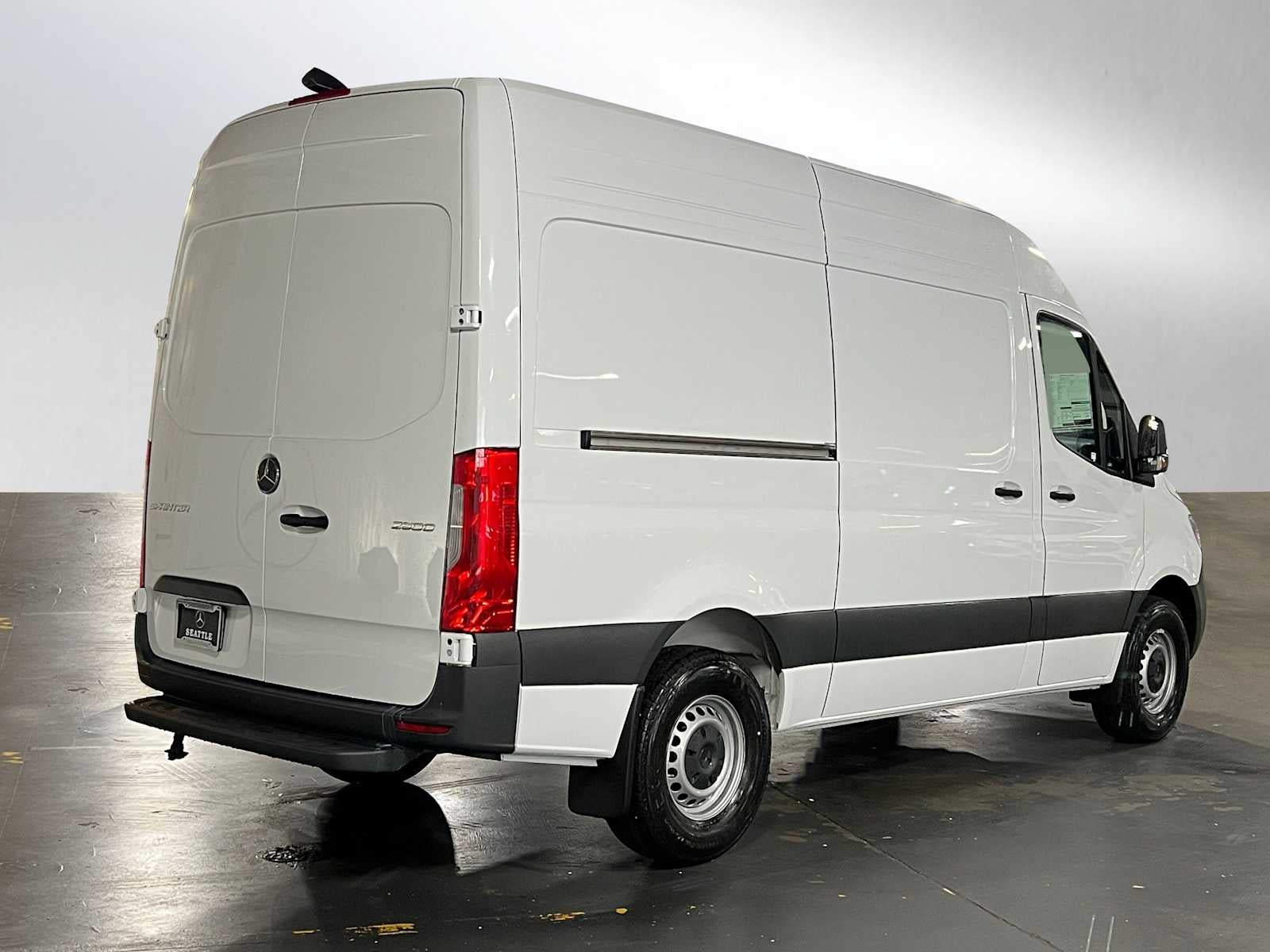 2025 Mercedes-Benz Sprinter 2500 Standard Roof I4 Diesel 144" RWD