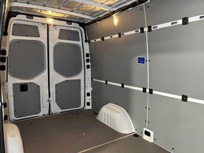 2025 Mercedes-Benz Sprinter 2500 Standard Roof I4 Diesel 144" RWD