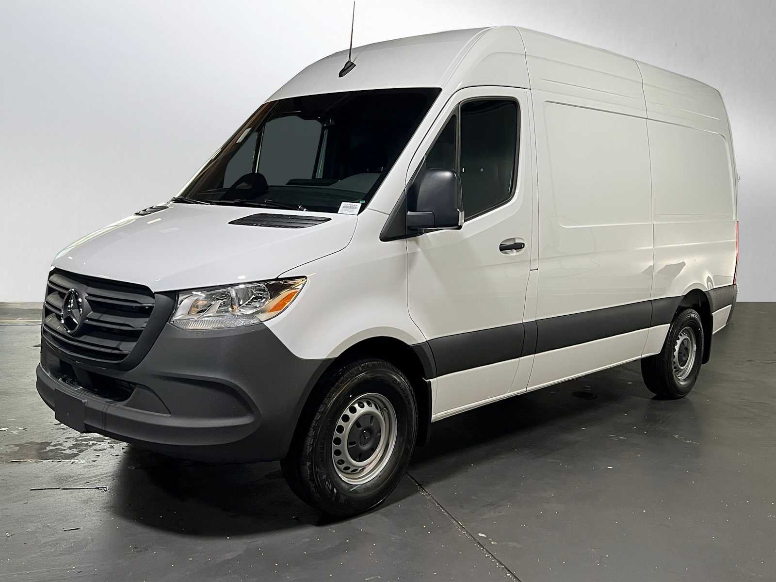 2025 Mercedes-Benz Sprinter 2500 Standard Roof I4 Diesel 144" RWD