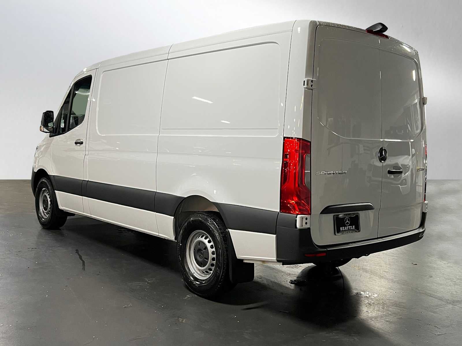 2025 Mercedes-Benz Sprinter 2500 Standard Roof I4 Diesel 144" RWD
