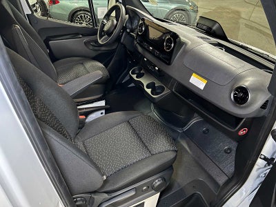 2026 Mercedes-Benz Sprinter 2500 Standard Roof I4 Diesel 144" RWD