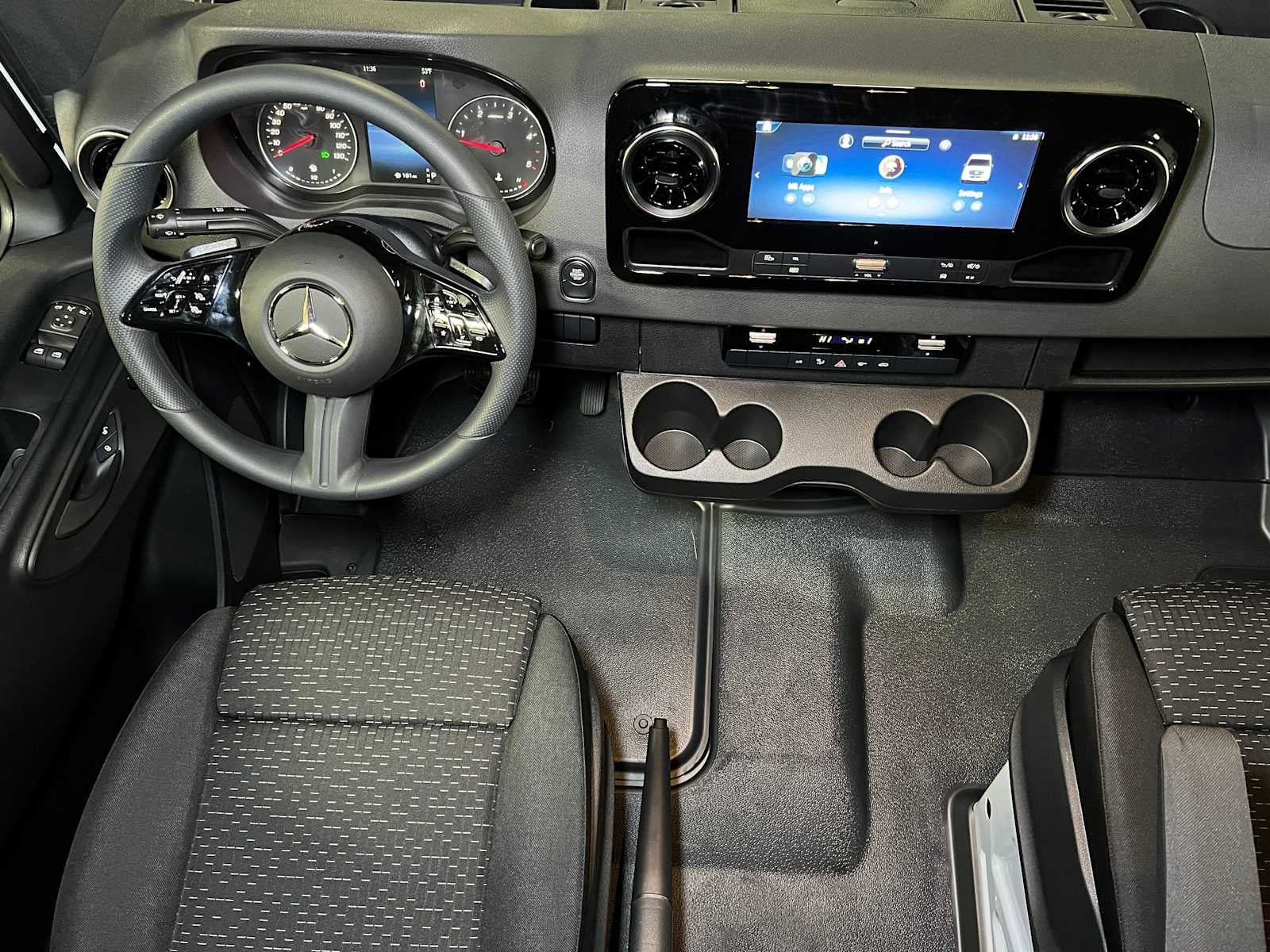 2026 Mercedes-Benz Sprinter 2500 Standard Roof I4 Diesel 144" RWD