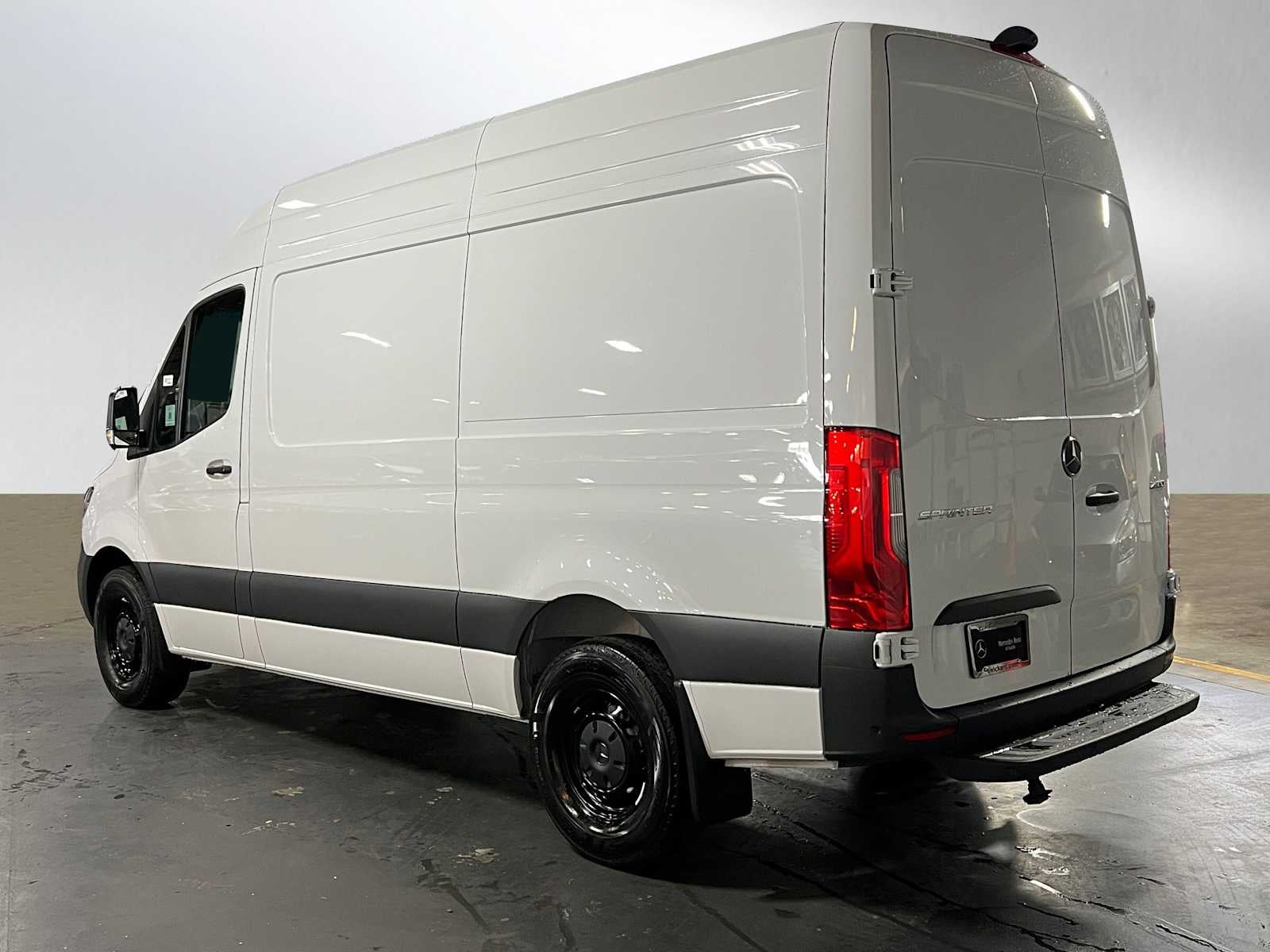 2026 Mercedes-Benz Sprinter 2500 Standard Roof I4 Diesel 144" RWD