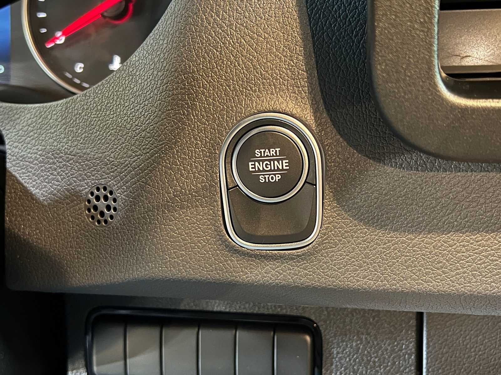 2025 Mercedes-Benz Sprinter 2500 High Roof I4 Diesel 170" RWD