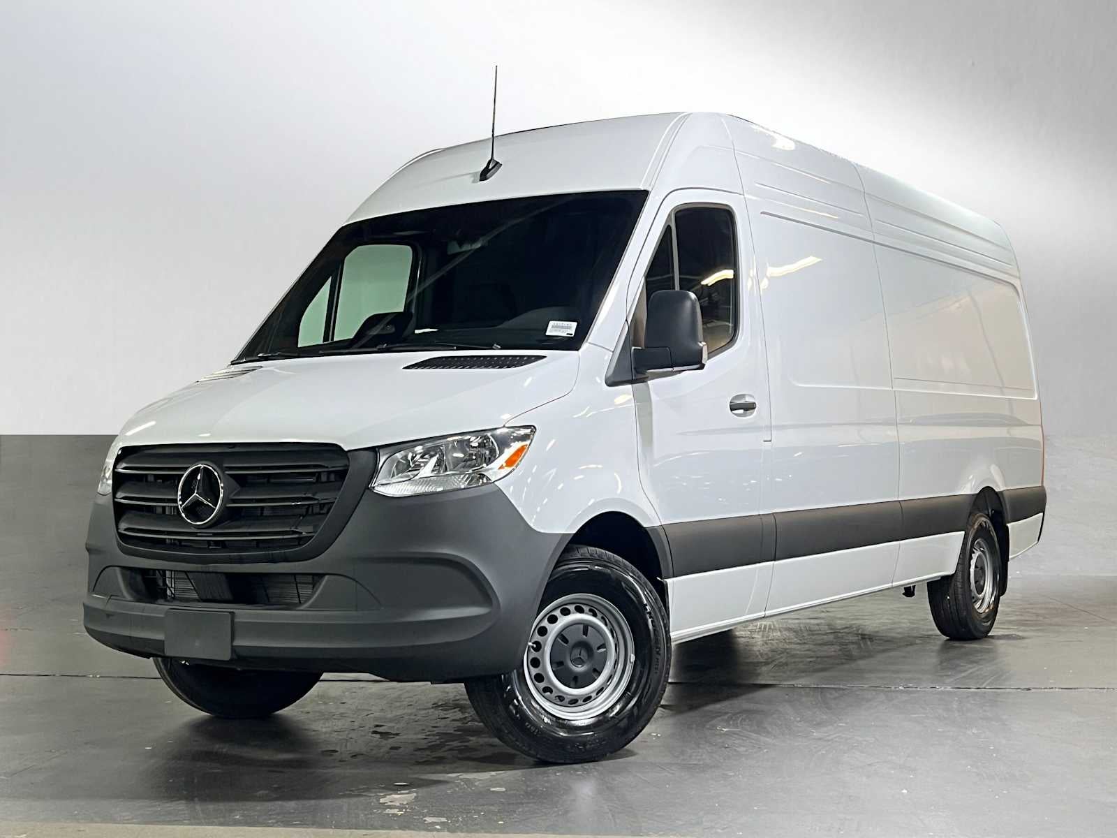 2025 Mercedes-Benz Sprinter 2500 High Roof I4 Diesel 170" RWD