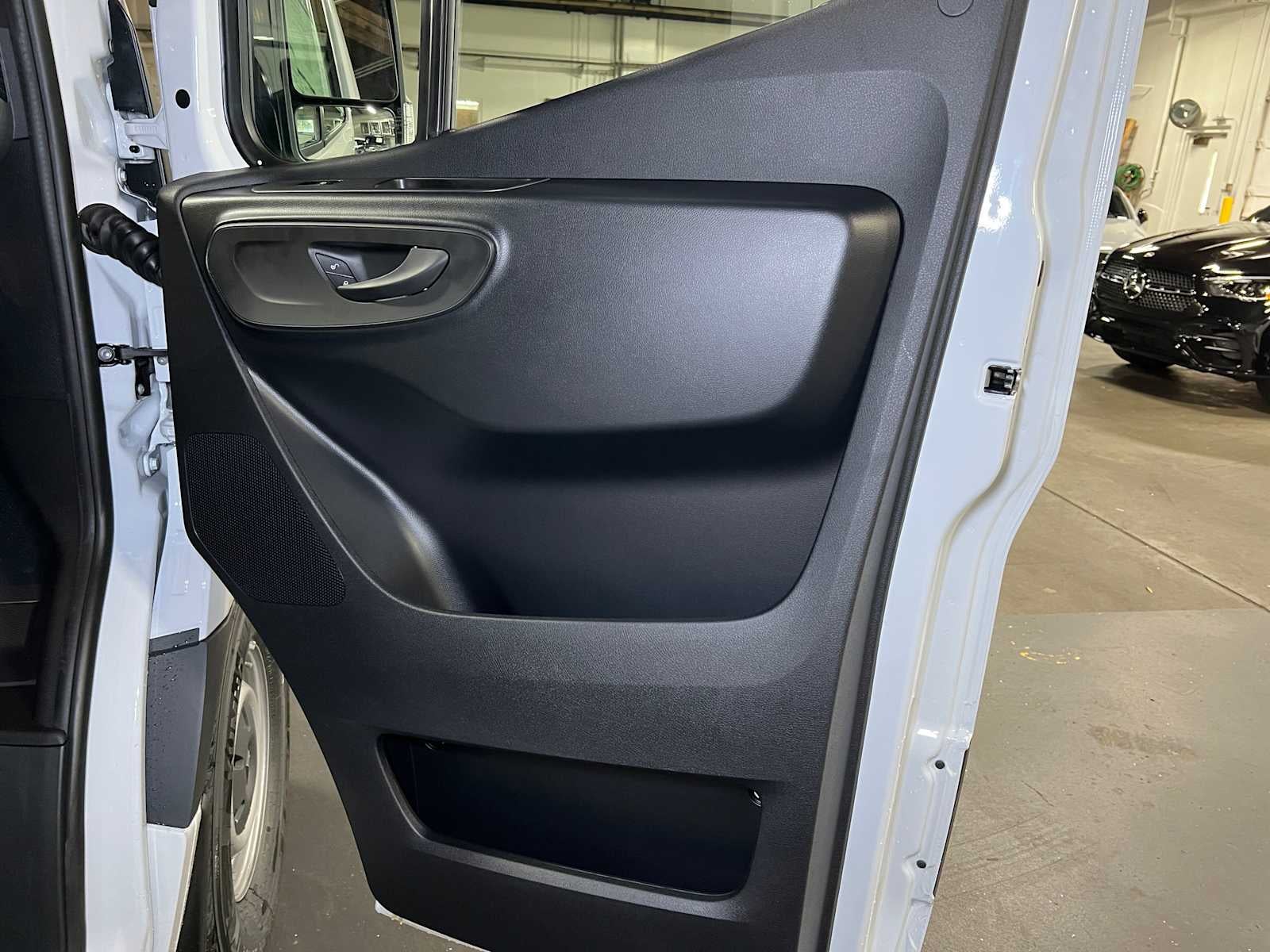 2025 Mercedes-Benz Sprinter 2500 High Roof I4 Diesel 170" RWD