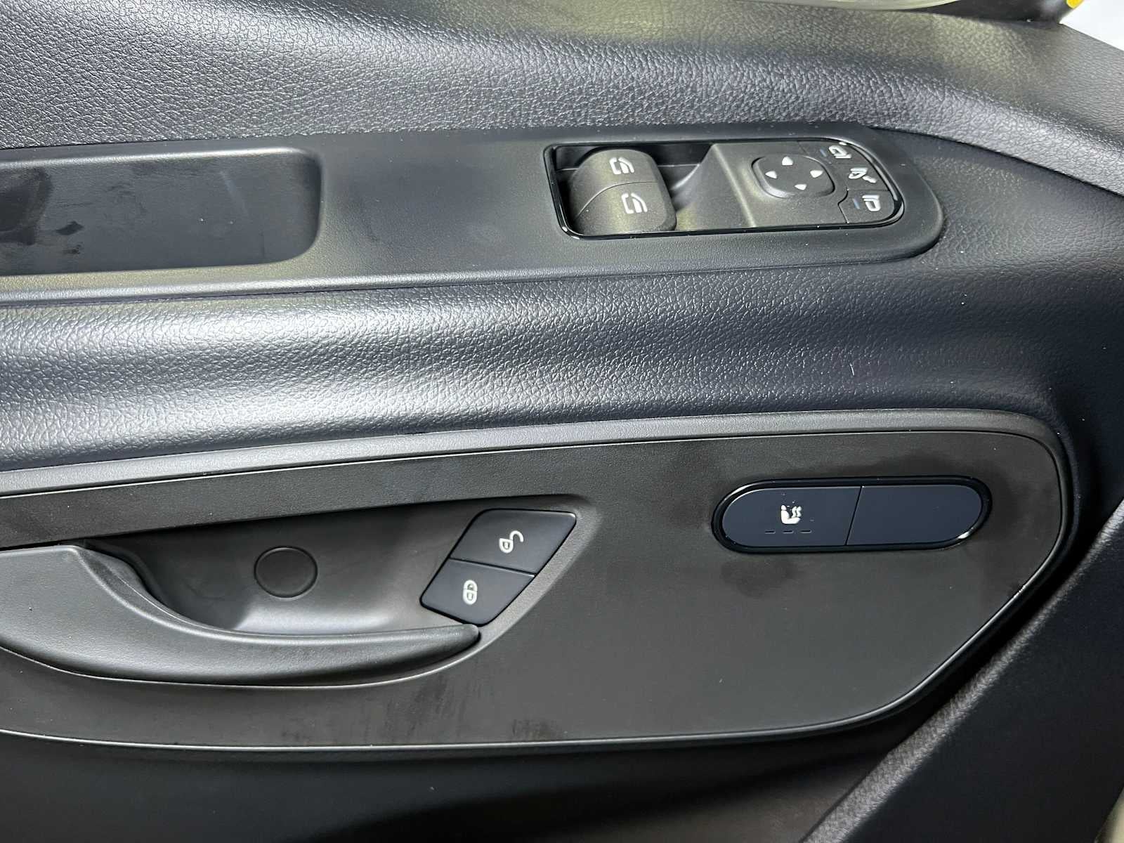 2025 Mercedes-Benz Sprinter 2500 High Roof I4 Diesel 170" RWD