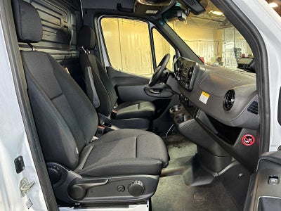 2025 Mercedes-Benz Sprinter 2500 Standard Roof I4 Diesel HO 144" RWD
