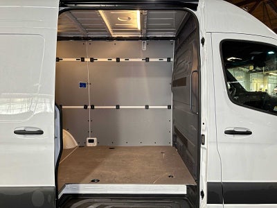 2025 Mercedes-Benz Sprinter 2500 Standard Roof I4 Diesel HO 144" RWD