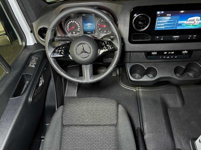 2025 Mercedes-Benz Sprinter 2500 Standard Roof I4 Diesel HO 144" RWD