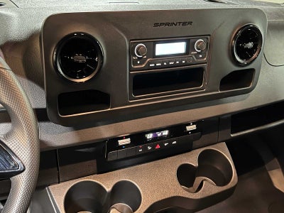 2025 Mercedes-Benz Sprinter 2500 Standard Roof I4 Diesel HO 144" RWD