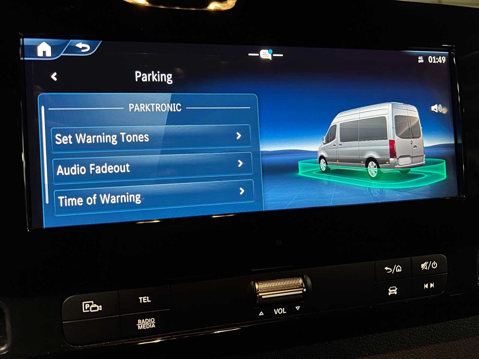 2025 Mercedes-Benz Sprinter 2500 Standard Roof I4 Diesel HO 144" RWD