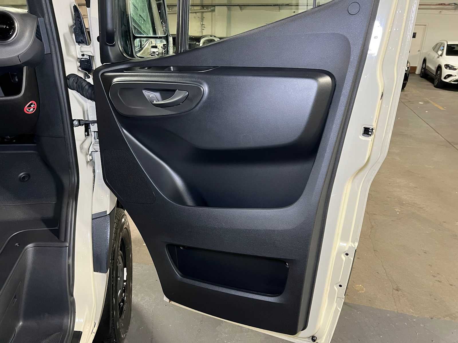 2025 Mercedes-Benz Sprinter 2500 Standard Roof I4 Diesel HO 144" AWD