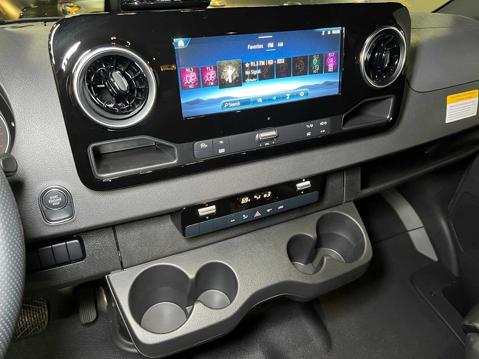 2025 Mercedes-Benz Sprinter 2500 Standard Roof I4 Diesel HO 144" AWD