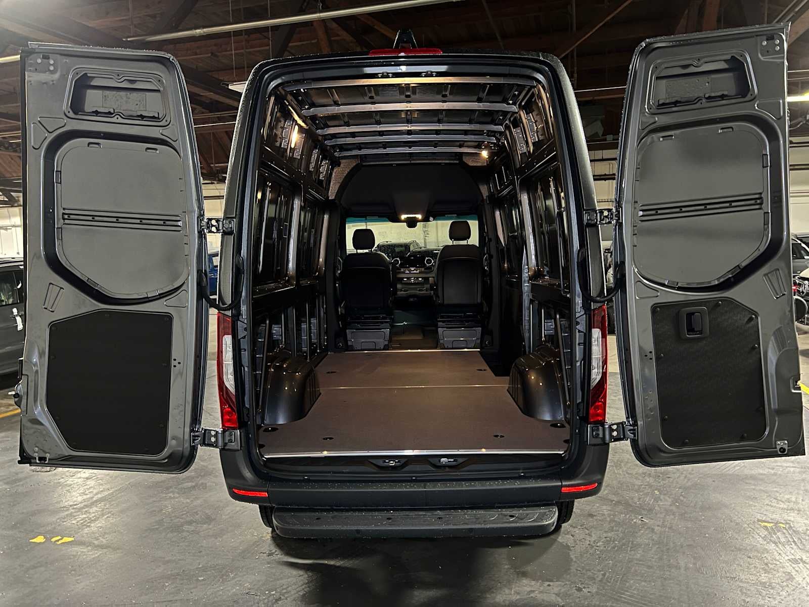 2026 Mercedes-Benz Sprinter 2500 Standard Roof I4 Diesel HO 144" AWD