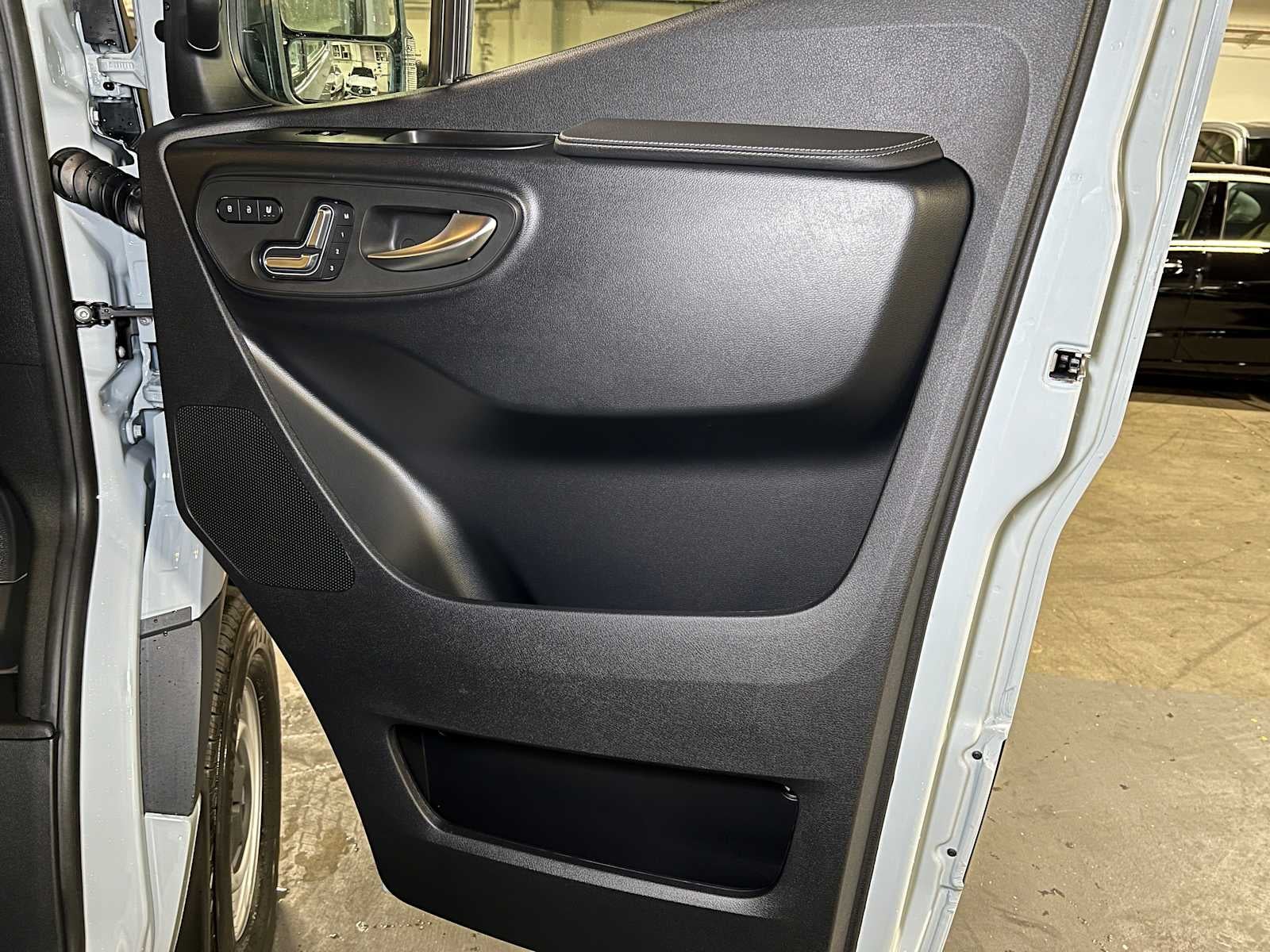 2026 Mercedes-Benz Sprinter 2500 Standard Roof I4 Diesel HO 144" AWD