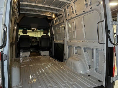 2026 Mercedes-Benz Sprinter 2500 Standard Roof I4 Diesel HO 144" AWD