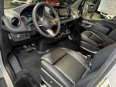 2026 Mercedes-Benz Sprinter 2500 Standard Roof I4 Diesel HO 144" AWD