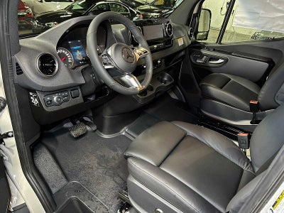 2026 Mercedes-Benz Sprinter 2500 Standard Roof I4 Diesel HO 144" AWD