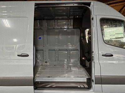2026 Mercedes-Benz Sprinter 2500 Standard Roof I4 Diesel HO 144" AWD
